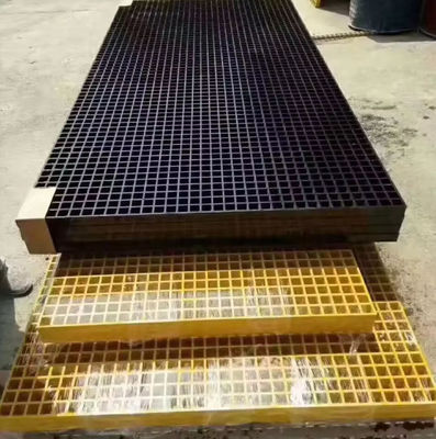 Square GRP FRP Mesh Grating Heavy Duty , Fibreglass Floor Grating Corrosion Resistance